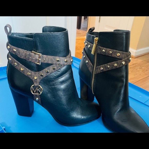 Michael Kors Preston Bootie Boots Women's Size 8 - Picture 2 of 11